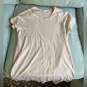Lululemon light pink/peach swiftly teach short sleeve size 8